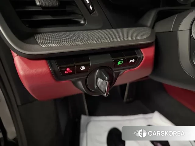 Porsche 911(992) id 3513993 из Кореи 7