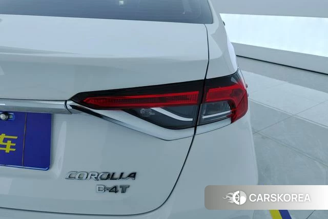Toyota Corolla id 3791793 из Китая 7