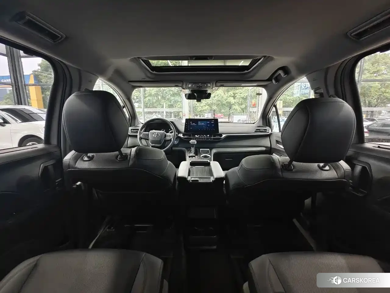 Toyota Sienna id 4601842 из Китая 7