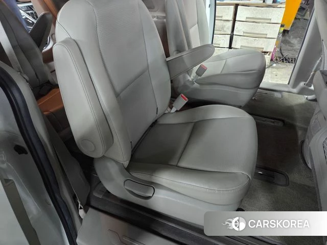 Kia The New Carnival id 4410827 из Кореи 7