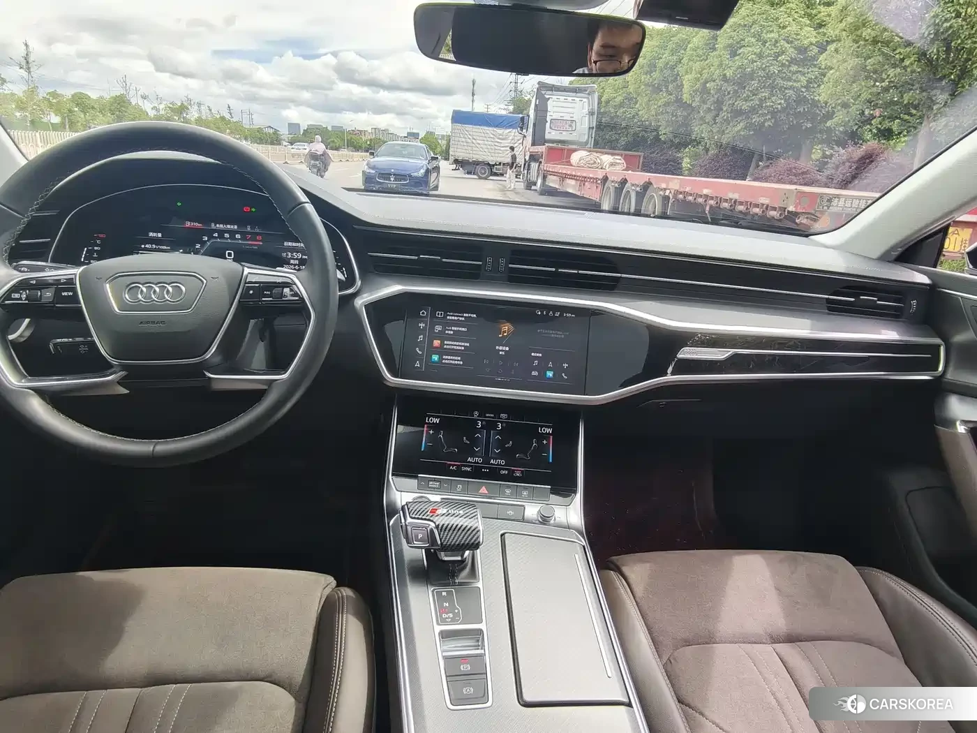 Audi A7L id 4570807 из Китая 7