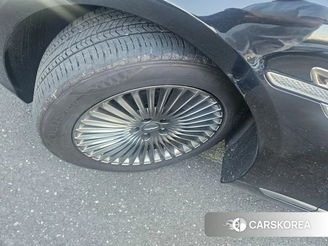 Genesis G90 id 4610200 из Кореи 7