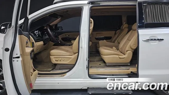 Kia The New Carnival id 2932613 из Кореи 7