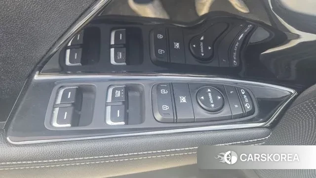 Kia Niro EV id 3681112 из Кореи 7