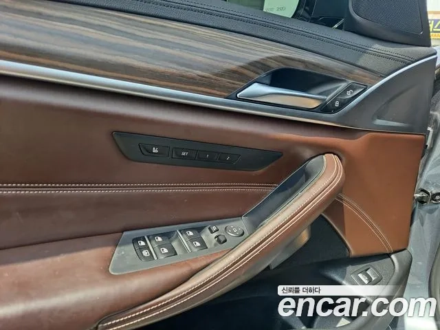 BMW 5 Series (G30) id 2870792 из Кореи 7