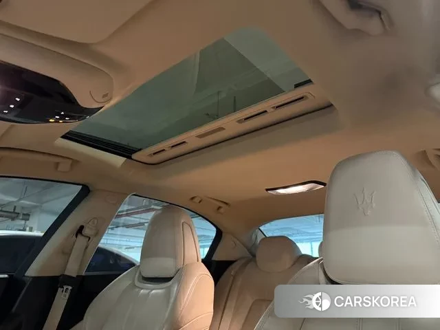 Maserati Ghibli id 3474789 из Кореи 7