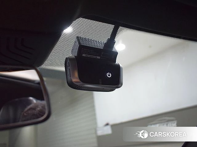 BMW 5 Series (G30) id 3866409 из Кореи 7