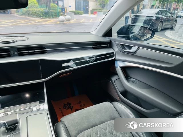 Audi A7L id 4328759 из Китая 7