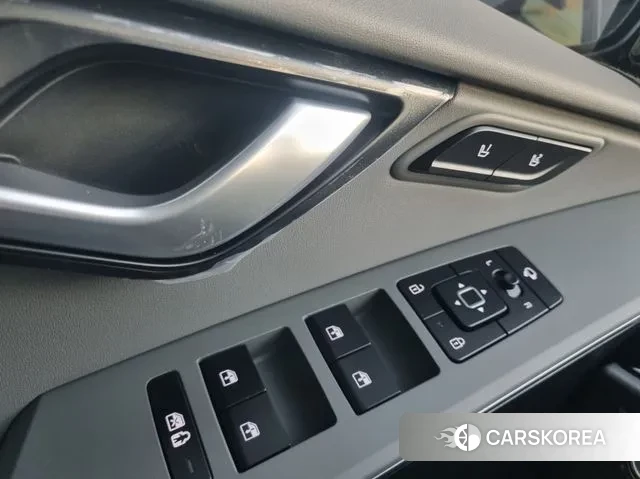 Kia Di Ol Nu Niro id 3750730 из Кореи 7