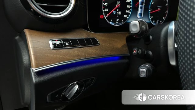 Mercedes-Benz E-Class W213 id 3905884 из Кореи 7