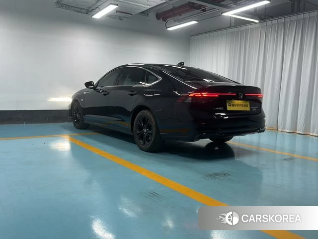Honda Accord id 4260276 из Китая 7