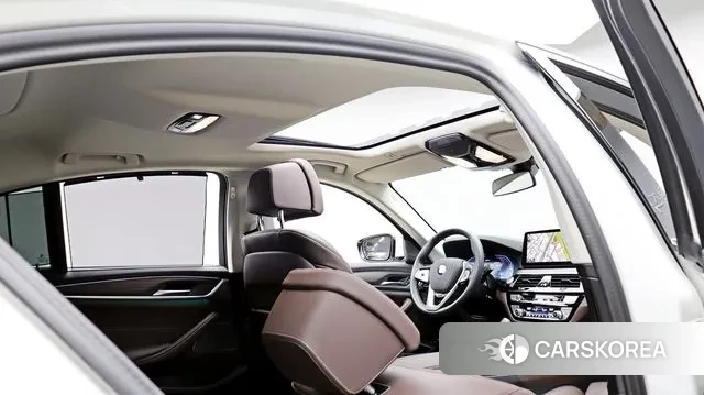 BMW 5 Series (G30) id 3058249 из Кореи 7