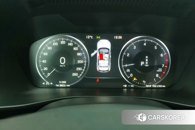 Volvo XC40 id 3768924 из Китая 7