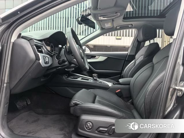 Audi A4L id 4290102 из Китая 7