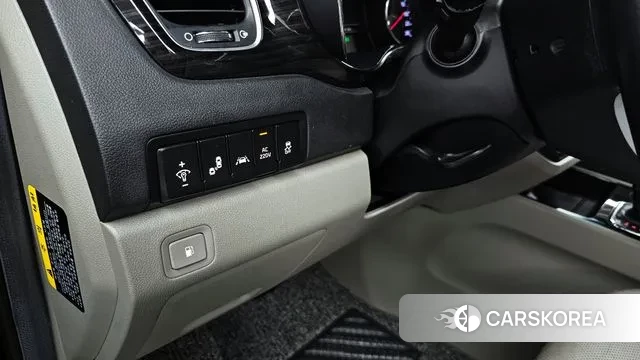 Kia The New Carnival id 3602326 из Кореи 7