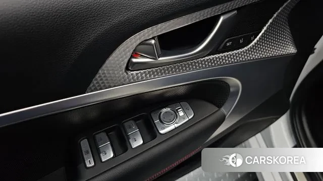 Genesis The New G70 id 3452628 из Кореи 7