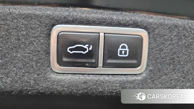 Hyundai Grandeur Hybrid (GN7) id 4408492 из Кореи 7