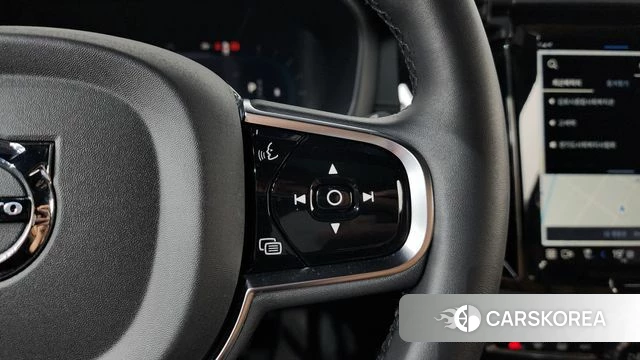 Volvo V60 Cross-Country 2nd Generation 2024 Белый из Кореи, фото 6