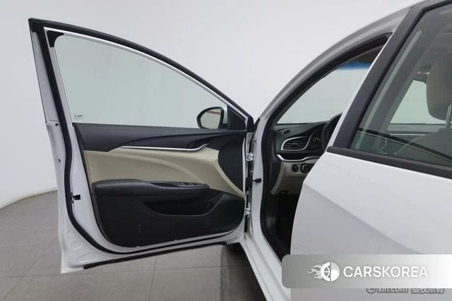 Buick Yinglang id 4253563 из Китая 7