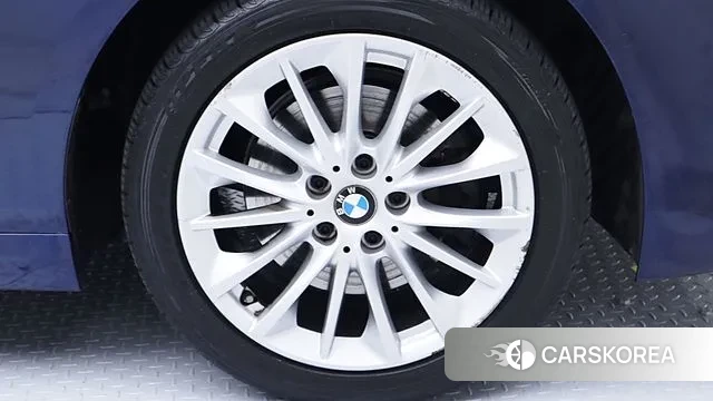 BMW 1 Series (F40) id 3018008 из Кореи 7