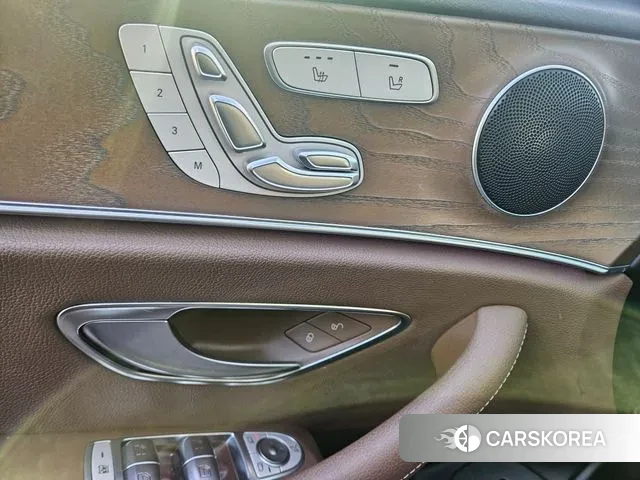 Mercedes-Benz E-Class W213 id 3748691 из Кореи 7