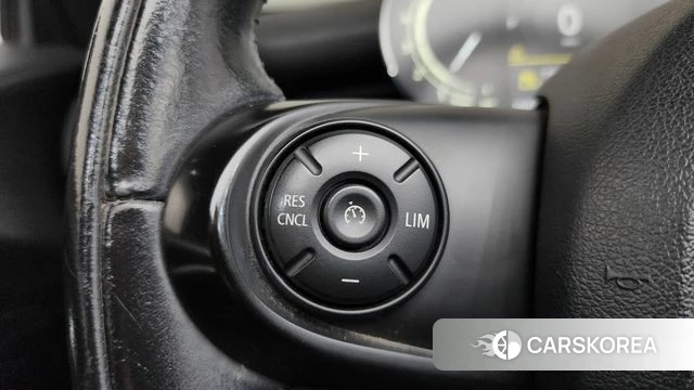 Mini Cooper Convertible id 4662179 из Кореи 7