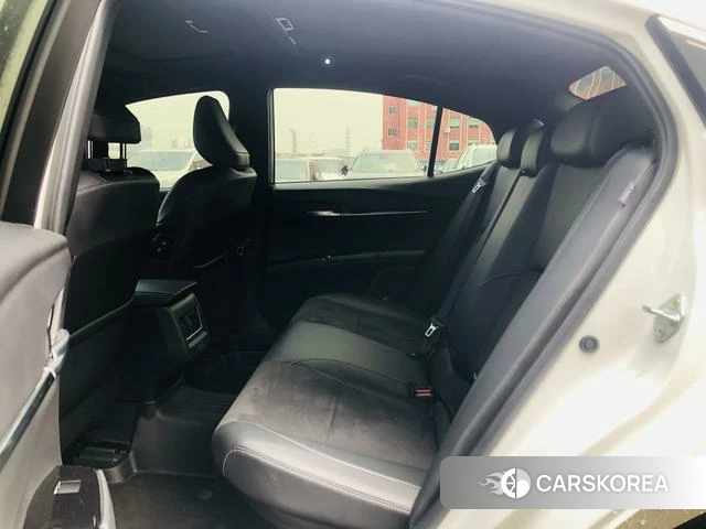 Toyota Camry id 4321255 из Китая 7
