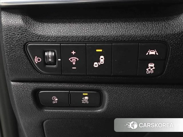 Kia Niro EV id 3941431 из Кореи 7