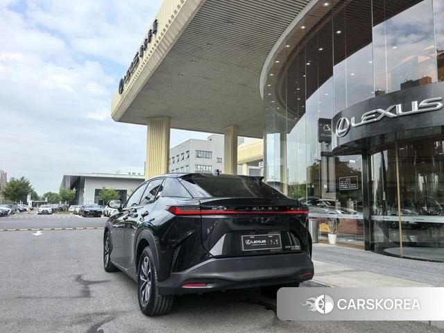 Lexus RZ id 4274198 из Китая 7