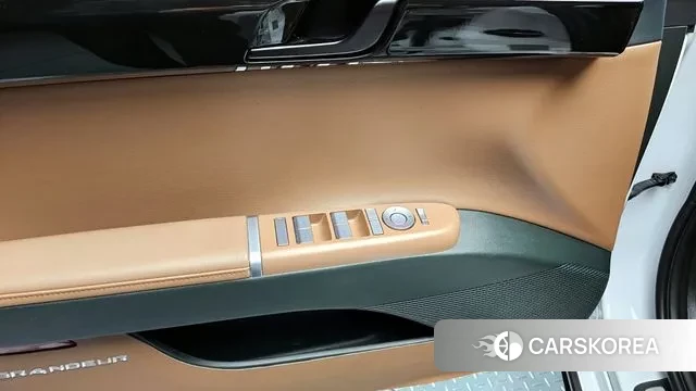 Hyundai Grandeur Hybrid (GN7) id 3576639 из Кореи 7