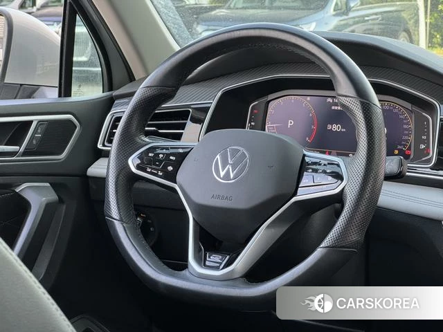 Volkswagen Tiguan L id 4313544 из Китая 7