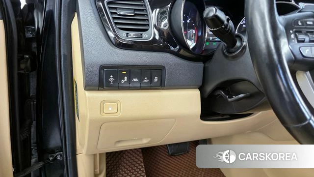 Kia The New Carnival id 3966138 из Кореи 7