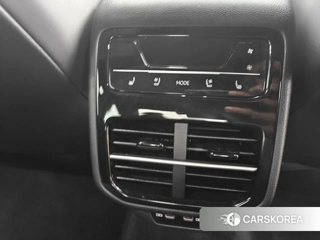 Volkswagen Passat 2024 Другой из Китая, фото 6
