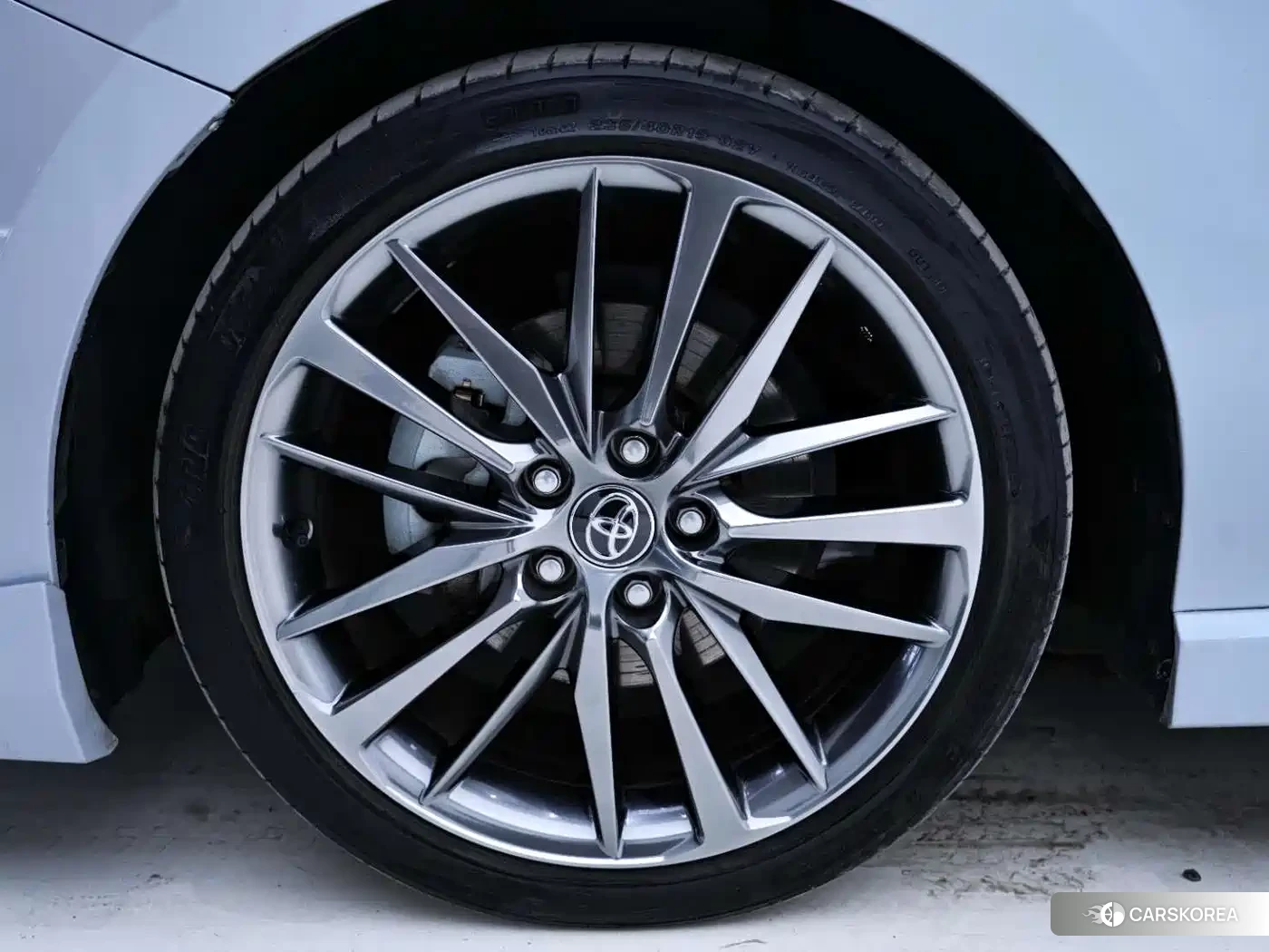Toyota Camry id 4546358 из Китая 8