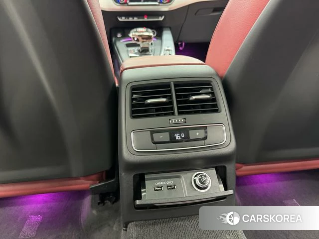 Audi A4L id 4358965 из Китая 7