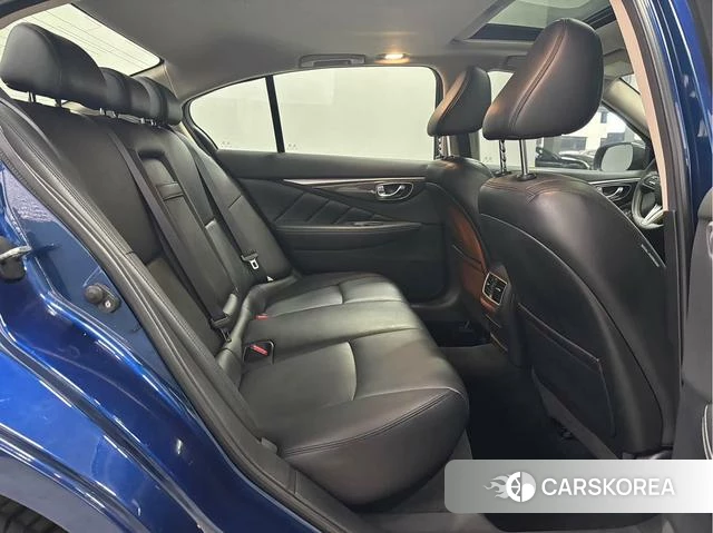 Infiniti Q50L id 4241054 из Китая 7