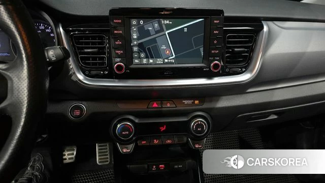 Kia Stonic id 3808013 из Кореи 7