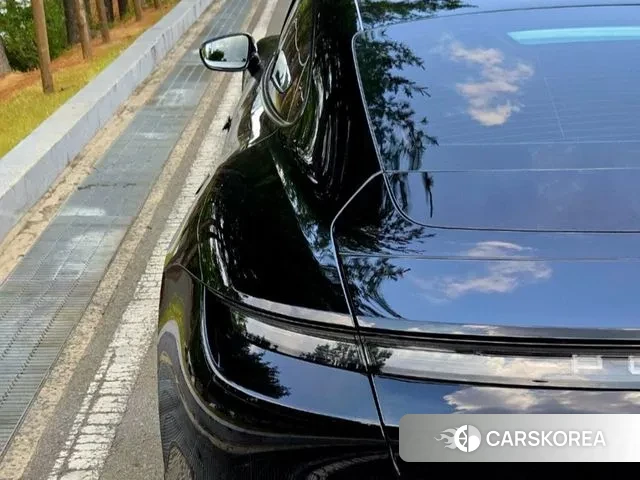 Porsche Taycan id 3338901 из Кореи 7