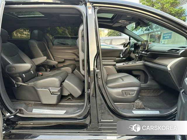 Toyota Grevia id 4263817 из Китая 7