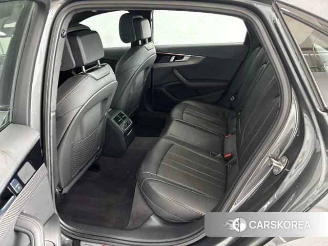Audi A4L id 4298370 из Китая 7