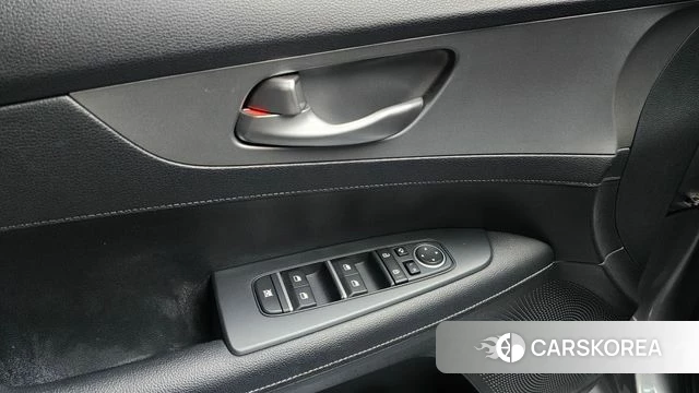 Kia Come New K3 id 4196399 из Кореи 7