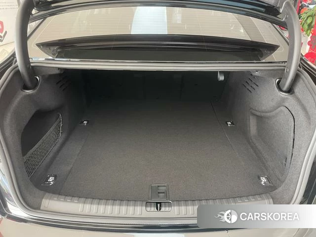 Audi A6L id 4348964 из Китая 7