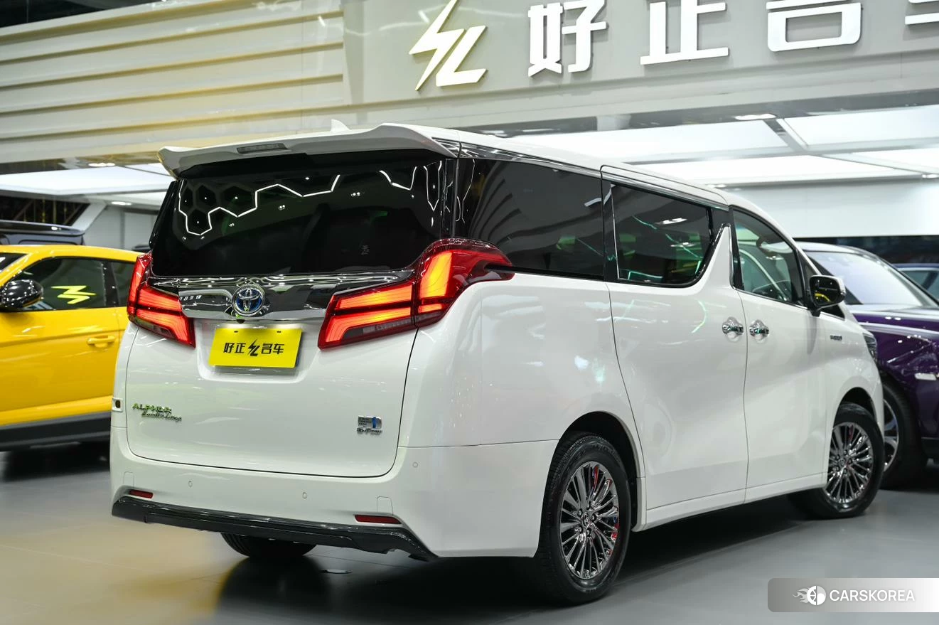 Toyota Alphard id 4514020 из Китая 7