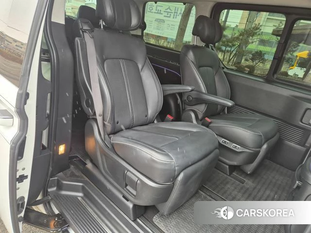 Hyundai Staria id 3864394 из Кореи 7