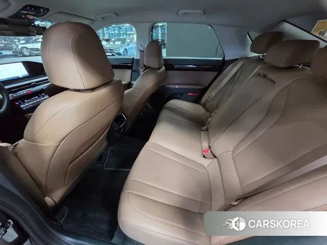 Hyundai Grandeur (GN7) id 3393831 из Кореи 7