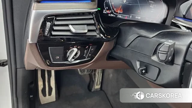 BMW 6 Series GT (G32) id 3631452 из Кореи 7