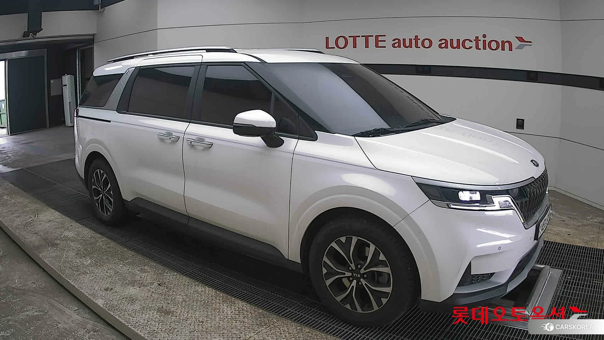 Kia Carnival id 3869430 из Кореи 7