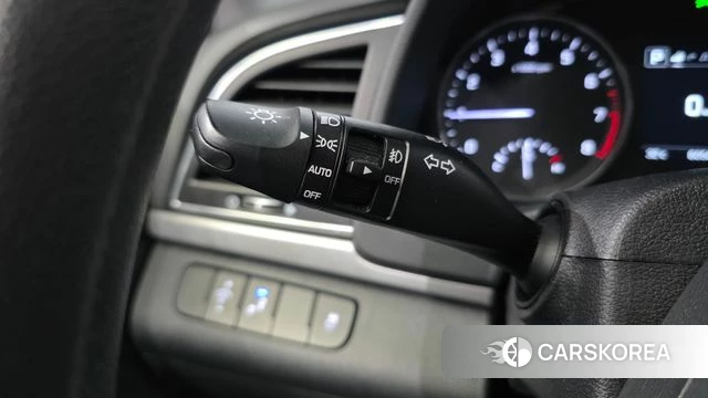 Hyundai Avante AD id 4459511 из Кореи 7