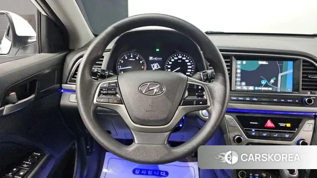 Hyundai Avante AD id 3239175 из Кореи 7