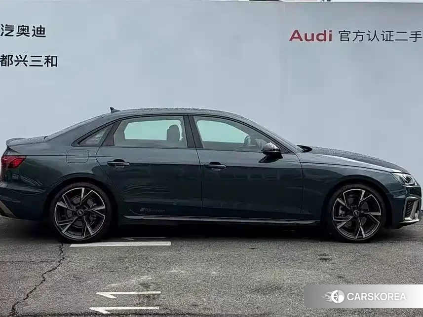Audi A4L id 4570569 из Китая 7